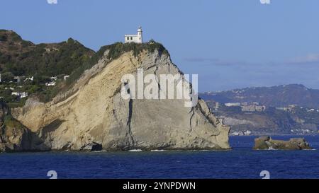 Faro di Capo Miseno nel Golfo di Napoli Foto Stock