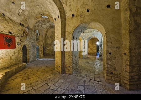 Castello di Porto palermo dall'interno. E' molto di pietra senza colori Foto Stock