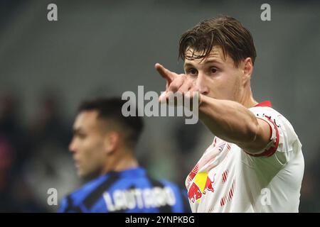 Mailand, Italia. 26 novembre 2024. Calcio: Champions League, Inter Milan - RB Lipsia, turno preliminare, partita 5 allo Stadio Giuseppe Meazza, gesticolati Willi Orban di Lipsia. Crediti: Jan Woitas/dpa/Alamy Live News Foto Stock