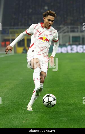 Mailand, Italia. 26 novembre 2024. Calcio: Champions League, Inter Milan - RB Lipsia, turno preliminare, partita 5 allo Stadio Giuseppe Meazza, Antonio Nusa di Lipsia in azione. Crediti: Jan Woitas/dpa/Alamy Live News Foto Stock