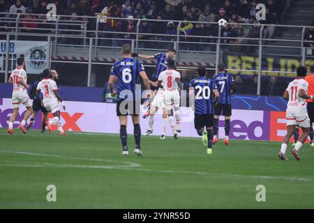 Milano, Milano, ITALIA. 27 novembre 2024. Durante la partita di Champions League 26/11/2024 tra FC International Milan e LB Lipsia allo stadio San Siro di Milano. Nella foto: (Immagine di credito: © Fabio Sasso/ZUMA Press Wire) SOLO USO EDITORIALE! Non per USO commerciale! Foto Stock