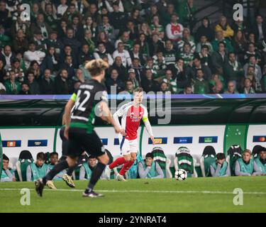 Martin odegaard dell'Arsenal durante la partita di UEFA Champions League tra Sporting e Arsenal, all'Estadio Jos? É Alvalade, a Lisbona, Portogallo. Diogo Sautchuk Copyright: XDiogoxSautchukx Foto Stock