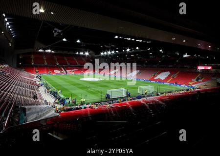 Liverpool, Regno Unito. 27 novembre 2024. Vista generale all'interno dello stadio di Anfield dal Kop verso l'Anfield Road Stand. UEFA Champions League, Liverpool contro Real Madrid ad Anfield a Liverpool mercoledì 27 novembre 2024. Questa immagine può essere utilizzata solo per scopi editoriali. Solo per uso editoriale. foto di Chris Stading/Andrew Orchard fotografia sportiva/Alamy Live News crediti: Andrew Orchard fotografia sportiva/Alamy Live News Foto Stock