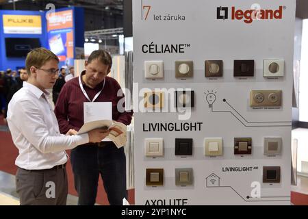 Brno, Repubblica Ceca. 20 marzo 2018. La fiera internazionale Amper di elettrotecnica, elettronica, automazione, comunicazione, illuminazione e sicurezza è stata lanciata il 20 marzo 2018 a Brno, Repubblica Ceca, per durare fino al 23 marzo. Crediti: Vaclav Salek/CTK Photo/Alamy Live News Foto Stock