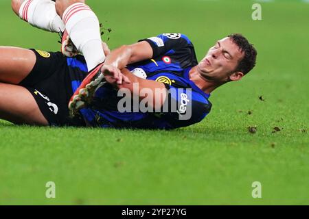 Milano, Italia. 3 ottobre 2023. Foto Spada/LaPresse 03 ottobre 2023 - Milano, Italia - sport, calcio - FC Inter vs Benfica - Champions League 2023/2024 - Stadio San Siro nella foto: benjamin pavard (inter ) 3 ottobre 2023 Milano, Italia - sport, calcio - FC Inter vs Benfica - Champions League 2023/2024 - Stadio San Siro . Nella foto : benjamin pavard (inter ) credito: LaPresse/Alamy Live News Foto Stock