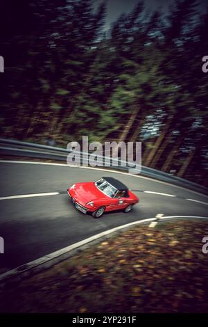 Classico Alfa Romeo Duetto Spider alla gara di auto d'epoca, Jochpass Oldtimer Memorial, Germania Foto Stock