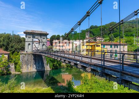 Ponte delle catene, Ponte delle catene, fiume Lima, Fornoli, Toscana, Italia, Europa Foto Stock