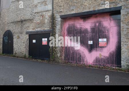 Heart Graffiti, Frome, Somerset, Inghilterra Foto Stock