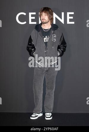 Seoul, Corea del Sud. 28 novembre 2024. Il gruppo Tame Impala Kevin Paker, partecipa a una chiamata fotografica per l'evento aperto di punta di Celine Cheongdam a Seoul, Corea del Sud, il 28 novembre 2024. (Foto di Lee Young-ho/Sipa USA) credito: SIPA USA/Alamy Live News Foto Stock