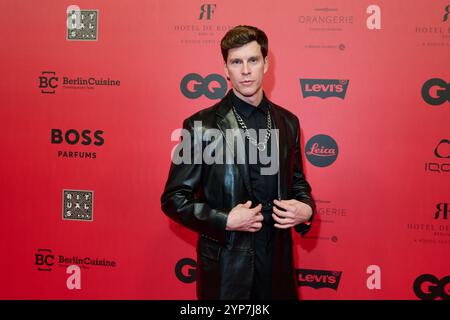 Berlino, Germania. 28 novembre 2024. Thilo Reich, architetto, partecipa alla cerimonia di premiazione "uomini dell'anno GQ" nell'Orangerie del Palazzo di Charlottenburg. I talenti e le superstar internazionali che plasmano lo zeitgeist e guidano coraggiosamente la strada con la loro visione sono onorati. Credito: Annette Riedl/dpa/Alamy Live News Foto Stock