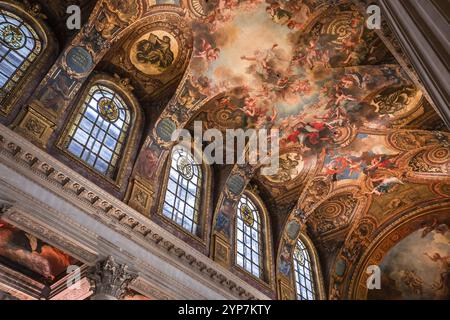 VERSAILLES FRANCIA 1 APRILE : interni, dettagli architettonici un soffitto della Cappella reale, a Versailles, Francia, Europa Foto Stock