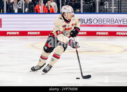 Monaco, Germania. 28 novembre 2024. Owen Headrick (Nuernberg Ice Tigers, n. 47). GER, EHC Red Bull Muenchen vs. Nuernberg Ice Tigers, Eishockey, DEL, 21. Spieltag, Saison 2024/2025, 28.11.2024. Foto: Eibner-Pressefoto/Heike Feiner credito: dpa/Alamy Live News Foto Stock