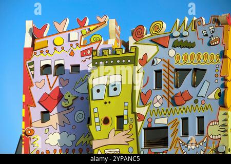 Happy Rizzi House, edificio residenziale con dipinti pop art, Germania, bassa Sassonia, Brunswick Foto Stock