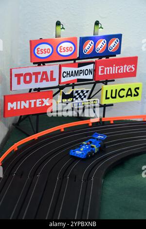 Corse di slot car in scala HO Foto Stock