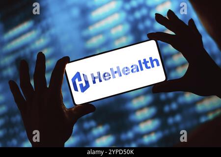 28 marzo 2024, Brasile. In questa immagine, il logo HeHealth viene visualizzato sullo schermo di uno smartphone Foto Stock