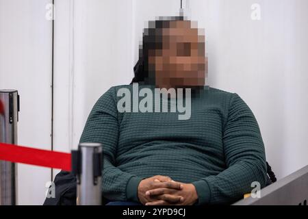 Gent, Belgio. 29 novembre 2024. Accusato Rosalia Guillermo nella foto durante il primo giorno del processo di assise a sei uomini dei Paesi Bassi davanti alla Corte d'assise delle Fiandre Orientali a Gent, venerdì 29 novembre 2024. I sei uomini sono accusati di aver ucciso il 41enne belga Raouf Ben Alita a Stekene nel 2018. BELGA FOTO NICOLAS MAETERLINCK credito: Belga News Agency/Alamy Live News Foto Stock