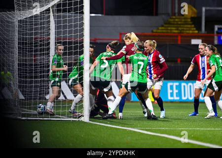 Larne, Irlanda del Nord 20241129. Guro Bergsvand segna nelle qualificazioni al Campionato europeo femminile tra Irlanda del Nord e Norvegia all'Inver Park Stadium. Foto: Annika Byrde / NTB credito: NTB/Alamy Live News Foto Stock