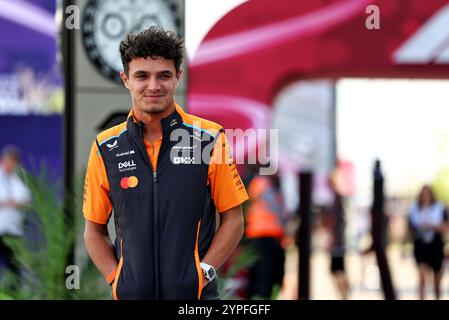 Doha, Qatar. 30 novembre 2024. Lando Norris (GBR) McLaren. 30.11.2024. Formula 1 World Championship, Rd 23, Qatar Grand Prix, Doha, Qatar, Sprint e giorno di qualificazione. Il credito fotografico dovrebbe essere: XPB/Alamy Live News. Foto Stock