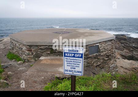 il sito storico originale della casa faro a coda di ponte del 1749 a jamestown rhode island. Foto Stock