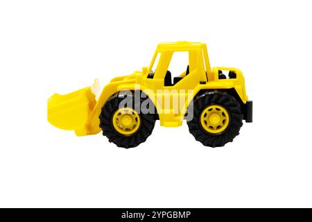 Escavatore giocattolo giallo in plastica per bambini su sfondo trasparente. png Foto Stock