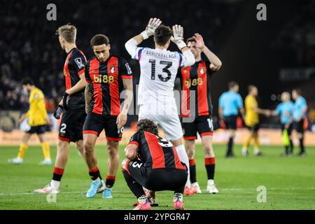 Wolverhampton, Regno Unito. 30 novembre 2024. Wolverhampton, Inghilterra, 30 novembre 2024: Giocatori del Bournemouth a tempo pieno della partita di calcio di Premier League tra Wolverhampton Wanderers e Bournemouth allo stadio Molineux di Wolverhampton, Inghilterra (Natalie Mincher/SPP) crediti: SPP Sport Press Photo. /Alamy Live News Foto Stock