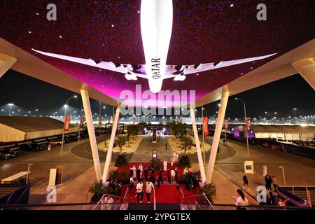 Doha, Qatar. 30 novembre 2024. Atmosfera da paddock. Formula 1 World Championship, Rd 23, Qatar Grand Prix, sabato 30 novembre 2024. Doha, Qatar. Crediti: James Moy/Alamy Live News Foto Stock