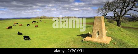 Estate vista sulla collina Burrough Iron Age Hillfort, vicino a Melton Mowbray, Leicestershire, England, Regno Unito Foto Stock