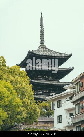 La Pagoda a cinque piani presso il complesso del tempio buddista Kofukuji a Nara, in Giappone. Foto Stock