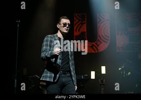 Parigi, Francia. 30 novembre 2024. UB40, Matt Doyle si esibisce all'Olympia di Parigi, Francia, il 30 novembre 2024. Foto di Christophe Meng/ABACAPRESS. COM credito: Abaca Press/Alamy Live News Foto Stock