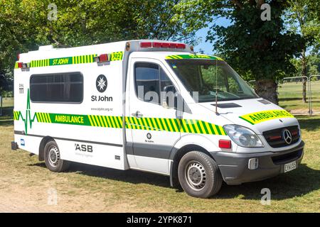 St John Ambulance at Hagley Oval Cricket Ground, Christchurch Central City, Christchurch (Ōtautahi), Canterbury, nuova Zelanda Foto Stock