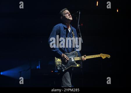 Londra, Regno Unito. 30 novembre 2024. LONDRA, INGHILTERRA - NOVEMBRE 30: Leo Wyndham di "Palace" si esibisce all'Eventim Apollo il 30 novembre 2024 a Londra, Inghilterra. CAP/Mar © Mar/Capital Pictures credito: Capital Pictures/Alamy Live News Foto Stock