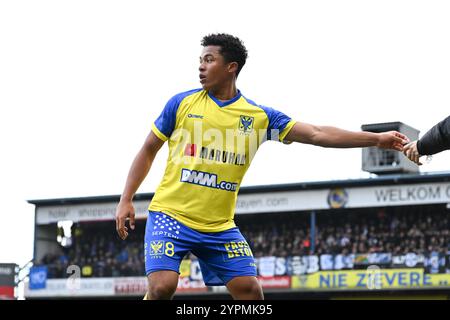 Sint Truiden, Belgio. 1 dicembre 2024. Joel Chima Fujita dello STVV raffigurato durante una partita di calcio tra Sint-Truiden VV e KRC Genk, domenica 01 dicembre 2024 a Sint-Truiden, il giorno 16 della stagione 2024-2025 della "Jupiler Pro League" prima divisione del campionato belga. BELGA PHOTO MAARTEN STRAETEMANS credito: Belga News Agency/Alamy Live News Foto Stock