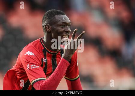 Seraing, Belgio. 1 dicembre 2024. Pape Moussa Fall di Seraing festeggia dopo aver segnato durante una partita di calcio tra RFC Seraing e RWD Molenbeek, a Seraing, il giorno 13 della 2024-2025 'Challenger Pro League' 1B seconda divisione del campionato belga, domenica 01 dicembre 2024. BELGA PHOTO BRUNO FAHY credito: Belga News Agency/Alamy Live News Foto Stock