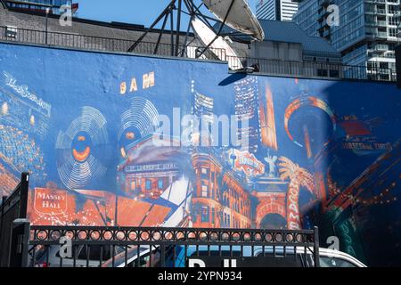 Murale della scena musicale su Queen Street West nel centro di Toronto, Ontario, Canada Foto Stock