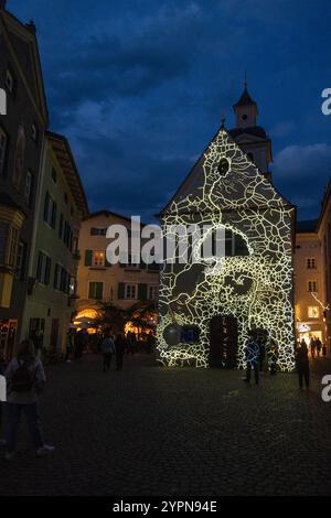 Festa delle luci d'acqua nel centro storico della città vecchia di Bressanone in alto Adige - Sudtirol - alto Adige. Foto Stock