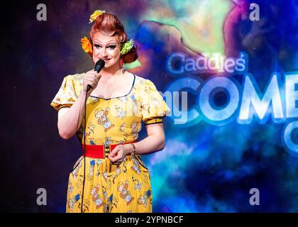 Kate Butch si esibisce al Joker Comedy Club al Caddies Comedy Club, Southend-on-Sea, Essex © Clarissa Debenham (Film Free Photography) / Alamy Foto Stock