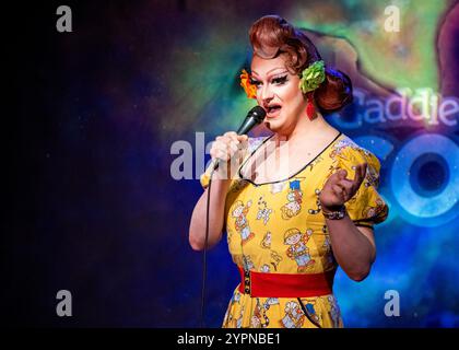 Kate Butch si esibisce al Joker Comedy Club al Caddies Comedy Club, Southend-on-Sea, Essex © Clarissa Debenham (Film Free Photography) / Alamy Foto Stock