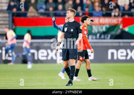 NIJMEGEN, 01-12-2024 , Goffert Stadium, football, Dutch eredivisie, stagione 2024 / 2025, durante la partita NEC - Ajax. Arbitro Joey Kooij Foto Stock