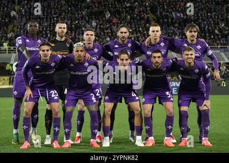 Firenze, Italia. 1 dicembre 2024. Squadra Fiorentina durante la partita di serie A Enilive 2024/2025 tra Fiorentina e Inter - serie A Enilive allo Stadio Artemio Franchi - Sport, calcio - Firenze, Italia - domenica 1 dicembre 2024 (foto di massimo Paolone/LaPresse) crediti: LaPresse/Alamy Live News Foto Stock