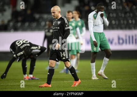 Eupen, Belgio. 1 dicembre 2024. Jerome Deom di Eupen reagisce dopo una partita di calcio tra KAS Eupen e RAAL la Louviere, a Eupen, il giorno 13 della 2024-2025 'Challenger Pro League' 1B seconda divisione del campionato belga, domenica 01 dicembre 2024. BELGA FOTO JOHN THYS credito: Belga News Agency/Alamy Live News Foto Stock