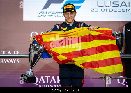 Lusail, Qatar. 1 dicembre 2024. HADJAR Isack (fra), Campos Racing, Dallara F2 2024, ritratto, podio durante il 13° round del campionato FIA di Formula 2 2024 dal 29 novembre al 1° dicembre 2024 sul circuito Internazionale di Lusail, a Lusail, Qatar - Photo Sebastian Rozendaal/Dutch Photo Agency/DPPI Credit: DPPI Media/Alamy Live News Foto Stock