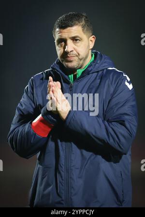 Boussu, Belgio. 1 dicembre 2024. Il capo-allenatore dei Francs Borains Karim Belhocine gestirà durante una partita di calcio tra i Royal Francs Borains e il Club NXT, a Boussu, il giorno 13 della 2024-2025 'Challenger Pro League' 1B seconda divisione del campionato belga, domenica 01 dicembre 2024. BELGA PHOTO BRUNO FAHY credito: Belga News Agency/Alamy Live News Foto Stock