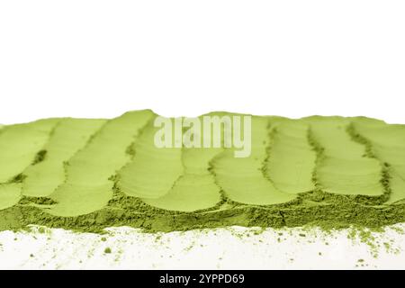 Tè Matcha, polvere di matcha isolata su sfondo bianco. Foto Stock