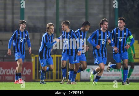 Boussu, Belgio. 1 dicembre 2024. Kaye Furo del Club festeggia dopo aver segnato durante una partita di calcio tra i Royal Francs Borains e il Club NXT, a Boussu, il giorno 13 della 2024-2025 'Challenger Pro League' 1B seconda divisione del campionato belga, domenica 01 dicembre 2024. BELGA PHOTO BRUNO FAHY credito: Belga News Agency/Alamy Live News Foto Stock