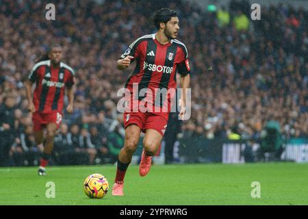 Londra, Regno Unito. 1 dicembre 2024. Jiménez del Fulham durante la partita tra Tottenham Hotspur FC e Fulham FC English Premier League al Tottenham Hotspur Stadium, Londra, Inghilterra, Regno Unito il Raúl dicembre 2024 Credit: Every Second Media/Alamy Live News Foto Stock