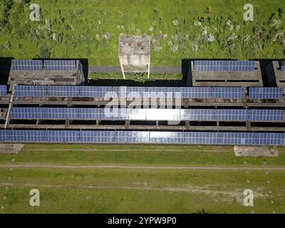 Pannelli solari su un ex bunker di minerali e carbone a Gelsenkirchen, Renania settentrionale-Vestfalia. Il bunker apparteneva al Foto Stock