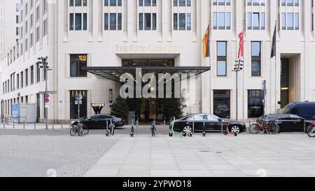 Berlino, germania, zona d'ingresso del Ritz Carlton Hotel a Potsdamer Platz Foto Stock