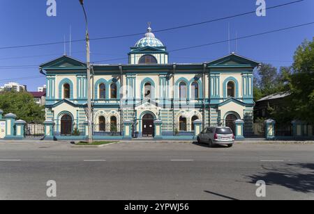 Irkutsk, Russia, 28 agosto 2021: Sinagoga di Irkutsk. Via Karl Liebknecht, 23. Giornata di sole ad agosto, Europa Foto Stock