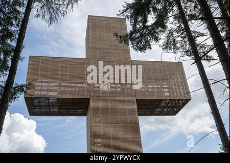 La Veitsch Pilgrim Cross. Veitsch Mount of Olives Pilgrims Cross. (Croce di pellegrini sul Monte Veitsch degli Ulivi). Santa Barbara nella Muerztal. Aust Foto Stock