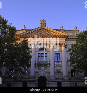 La facciata della Biblioteca dell'Università Albertina di Lipsia. Sassonia, Germania, Europa Foto Stock